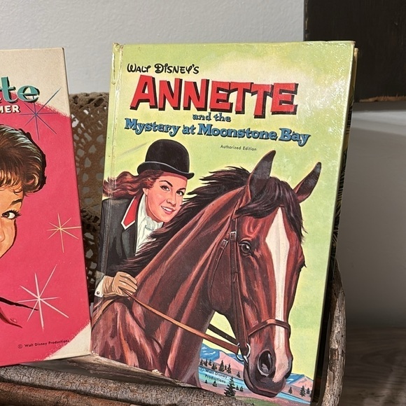 Walt Disney VTG 60s Annette Series LOT OF 3 Books - Picture 4 of 17